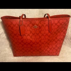 Large Coach red tote purse No B2277 – CA167
